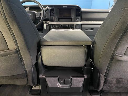 Used 2025 Ford F350 XLT image 41