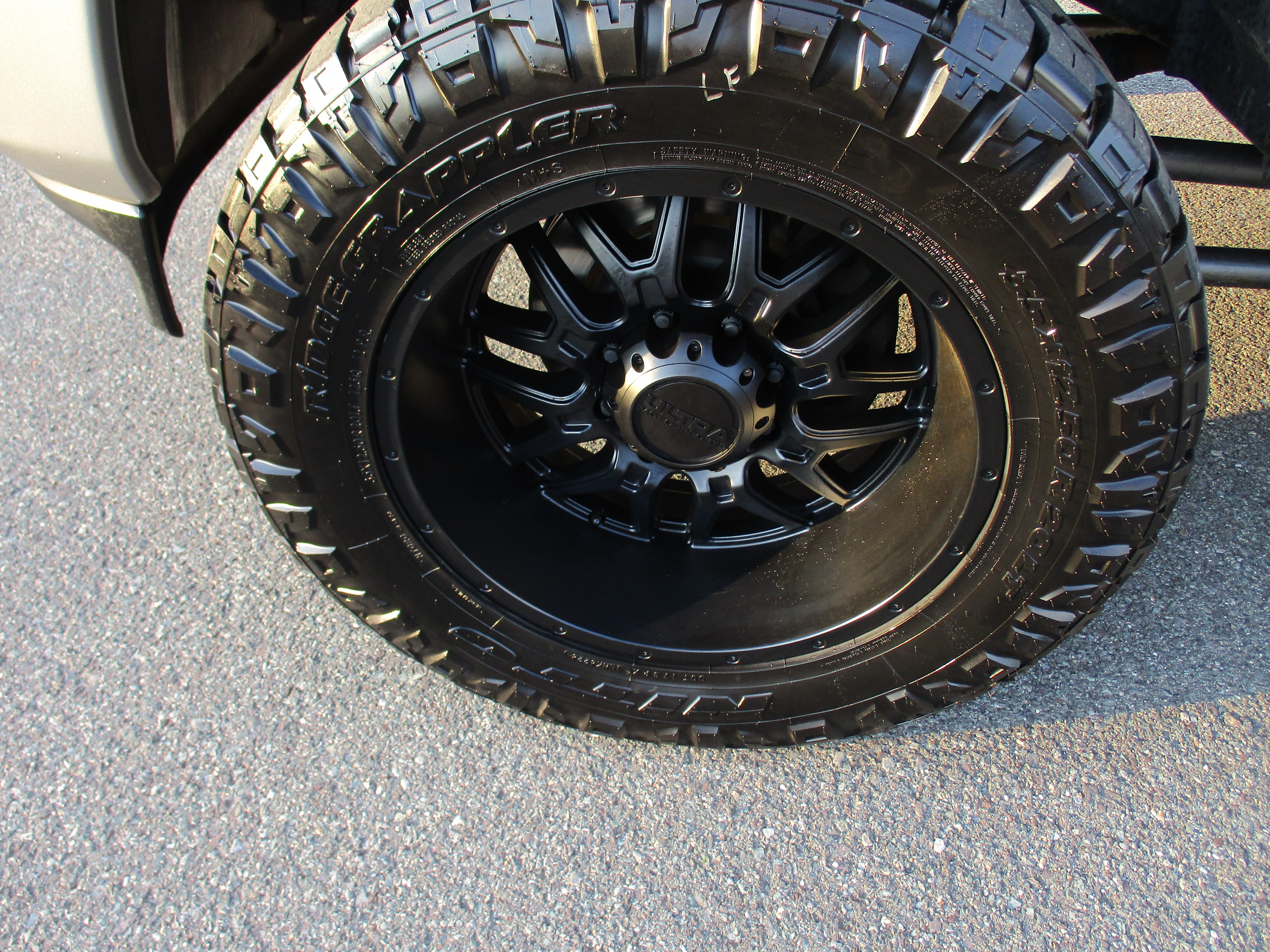 Used 2022 RAM 2500 Laramie AWD/4WD image 9