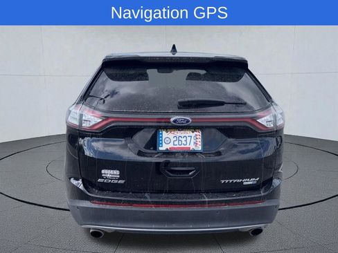 Used 2017 Ford Edge Titanium w/ Technology Package AWD/4WD image 4