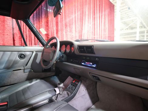 Used 1991 Porsche 911 Carrera image 19