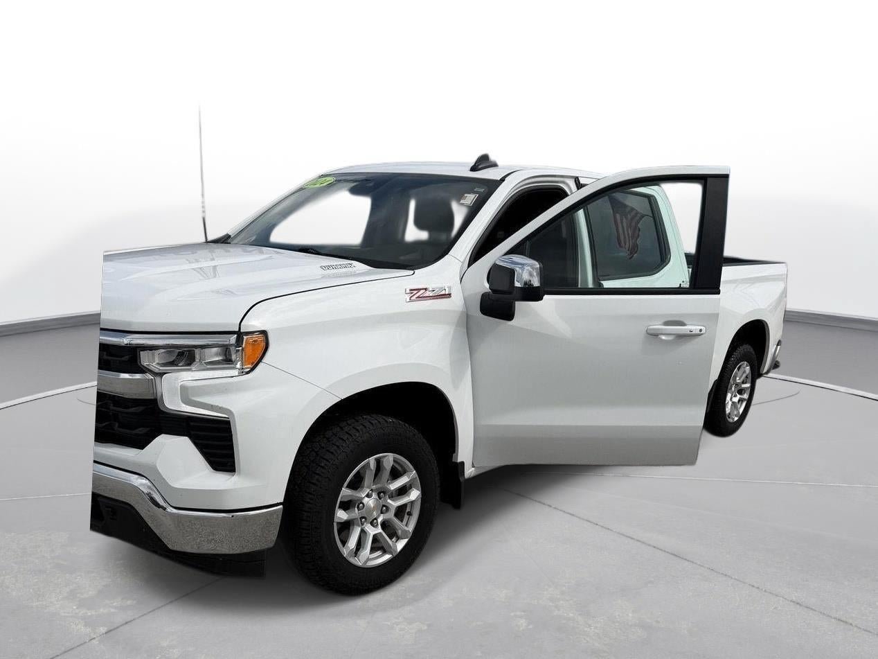 Used 2024 Chevrolet Silverado 1500 LT AWD/4WD image 1