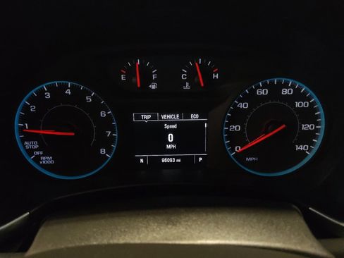 Used 2018 Chevrolet Equinox LT FWD image 23
