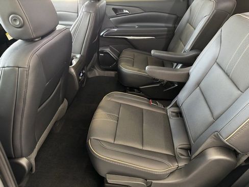 New 2026 Chevrolet Traverse High Country image 6