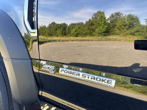 Used 2021 Ford F550 4x4 Crew Cab Super Duty image 29