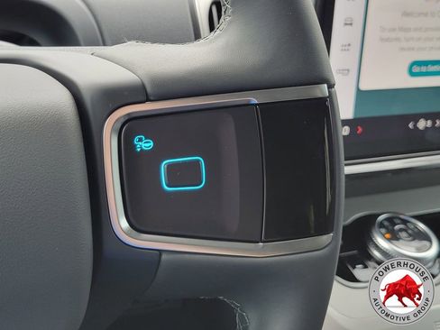 New 2025 Ford Expedition Active image 32