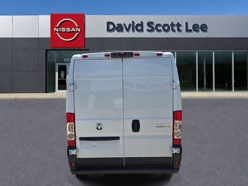 Used 2026 RAM ProMaster 2500 w/ Convenience Group FWD image 6