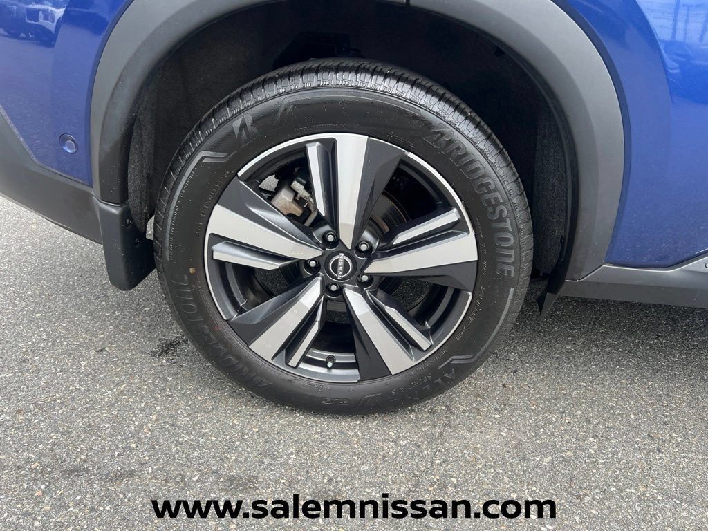 Used 2023 Nissan Rogue Platinum AWD/4WD image 30