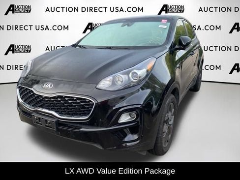 Used 2022 Kia Sportage LX w/ LX AWD Value Edition Package image 2