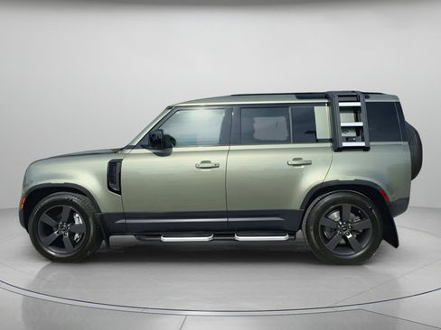 Used 2020 Land Rover Defender 110 HSE image 16