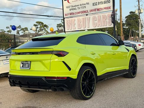 Used 2022 Lamborghini Urus AWD/4WD image 9