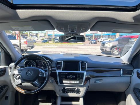 Used 2014 Mercedes-Benz ML 350 2WD image 11