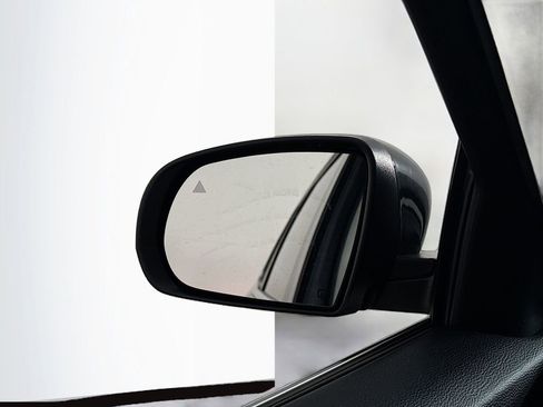 Used 2022 Jeep Cherokee Latitude Lux w/ Sun & Sound Group image 43