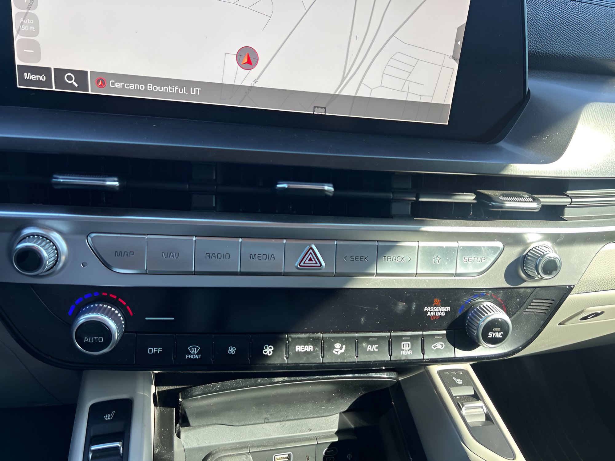 Used 2023 Kia Telluride S AWD/4WD image 26