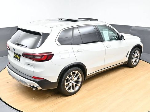Used 2022 BMW X5 xDrive40i AWD/4WD image 45