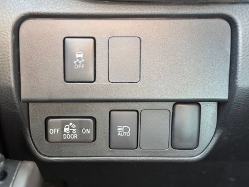 Used 2023 Toyota Tacoma SR5 w/ SX Package AWD/4WD image 18