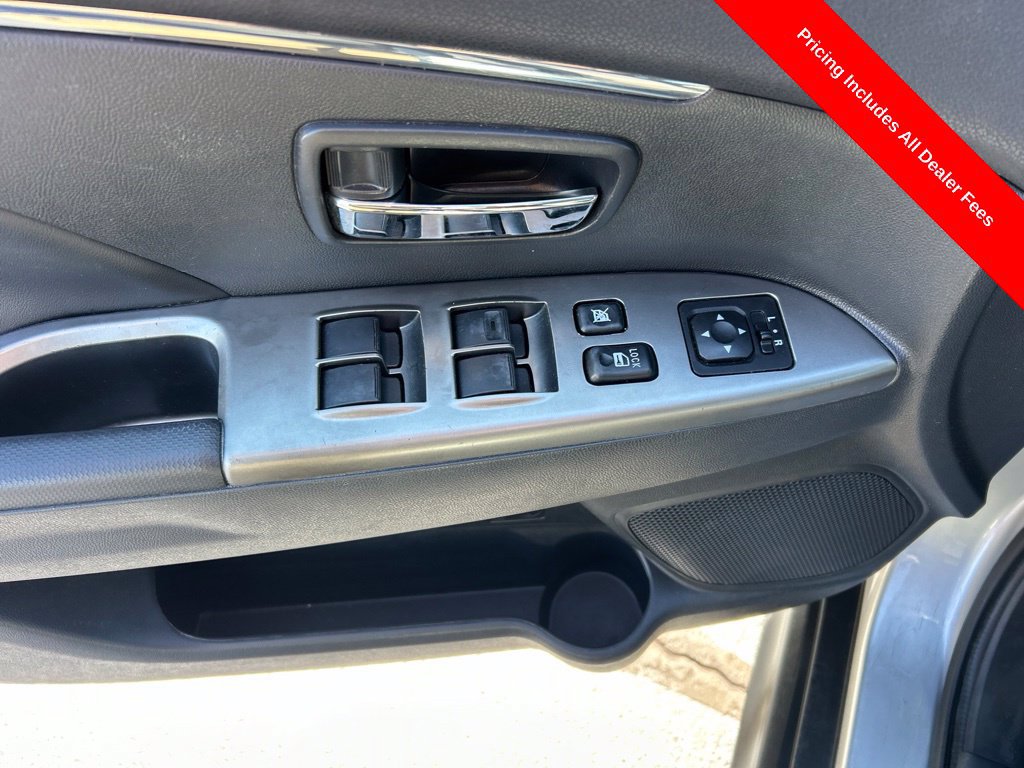 Used 2018 Mitsubishi Outlander Sport SE AWD/4WD image 5