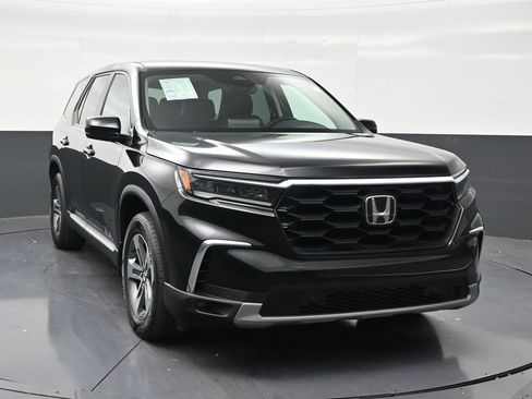 Used 2025 Honda Pilot EX-L image 7