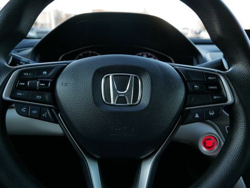Used 2022 Honda Accord LX image 25
