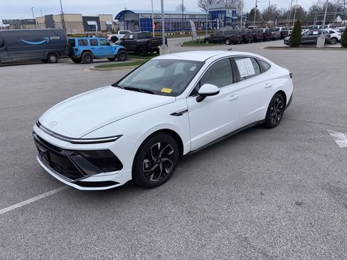 Used 2025 Hyundai Sonata SEL image 1