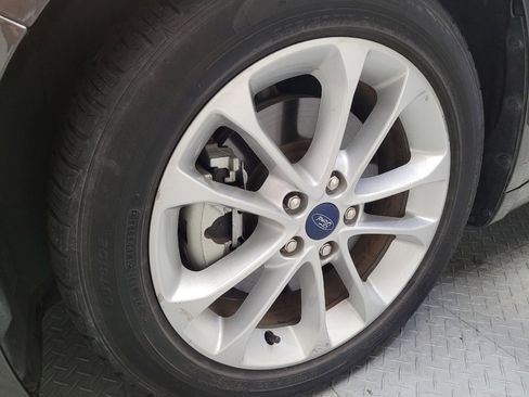 Used 2019 Ford Fusion Energi Titanium image 31