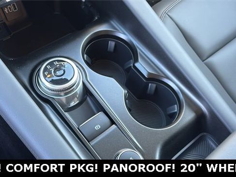 New 2025 Ford Explorer Active w/ Active Comfort Package image 18