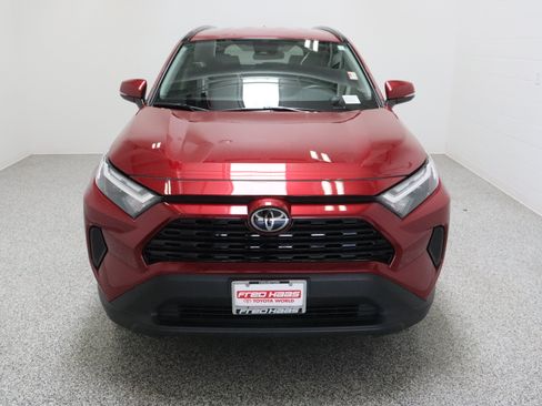 Certified 2025 Toyota RAV4 XLE FWD image 3