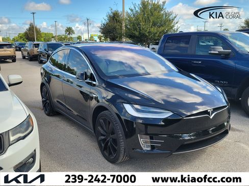 Used 2020 Tesla Model X Performance AWD/4WD image 3