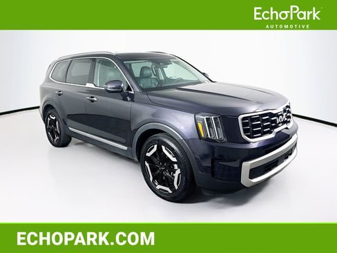Used 2025 Kia Telluride S image 1