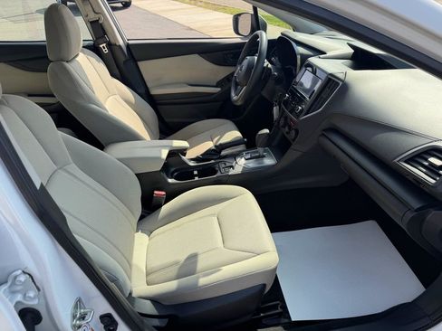 Used 2017 Subaru Impreza 2.0i Premium AWD/4WD image 18