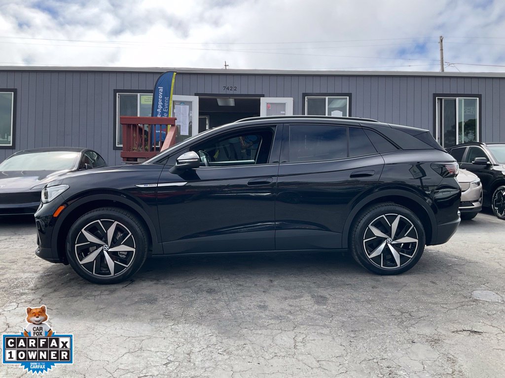 Used 2023 Volkswagen ID.4 Pro S AWD/4WD image 5