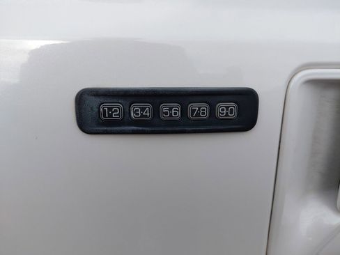 Used 2013 Ford F350 Lariat w/ Lariat Ultimate Pkg image 17