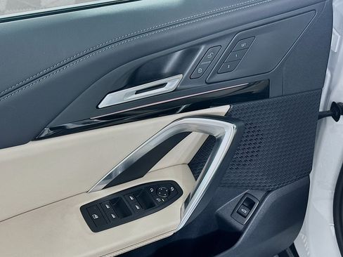 Used 2024 BMW X1 xDrive28i image 15