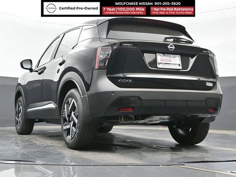 Used 2025 Nissan Kicks SV image 23