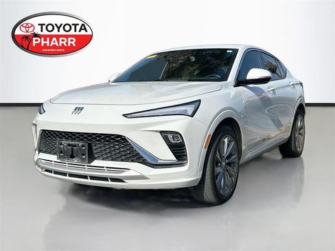 Used 2024 Buick Envista Avenir FWD image 1