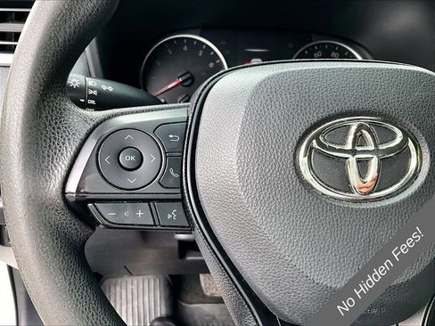Used 2019 Toyota RAV4 LE w/ All Weather Liner Package AWD/4WD image 16