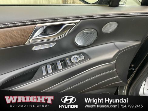 Used 2025 Genesis GV80 2.5T Prestige AWD/4WD image 10