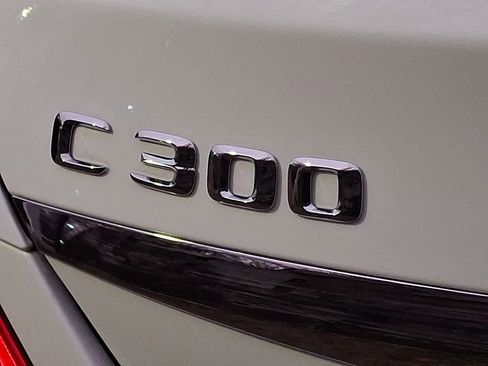 Used 2016 Mercedes-Benz C 300 4MATIC Sedan image 28