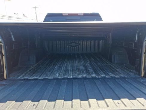 Used 2022 Chevrolet Silverado 1500 LTZ AWD/4WD image 31