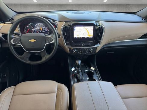 Certified 2022 Chevrolet Traverse Premier image 20