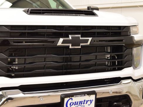 New 2026 Chevrolet Silverado 2500 W/T w/ WT/CX Safety Package AWD/4WD image 11