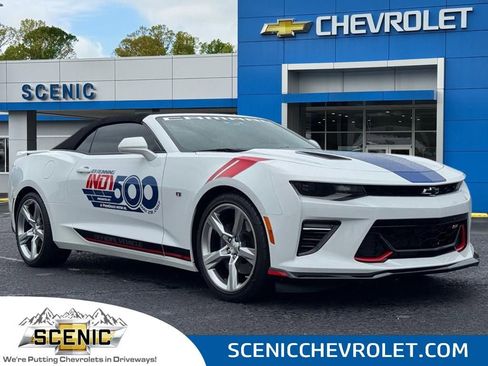 Used 2017 Chevrolet Camaro SS RWD image 1