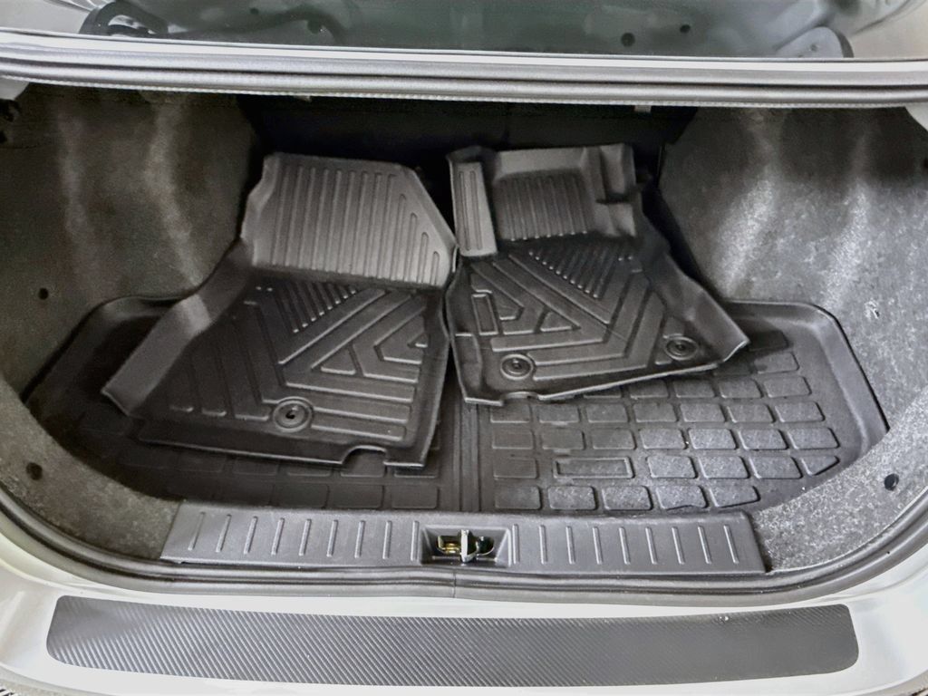 Used 2024 Nissan Versa SR w/ Trunk Package FWD image 27