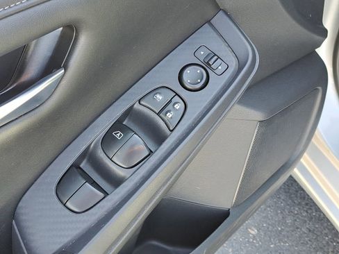 Used 2023 Nissan Sentra SV FWD image 23