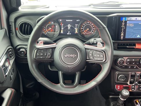 Used 2024 Jeep Wrangler Unlimited Rubicon 392 AWD/4WD image 33