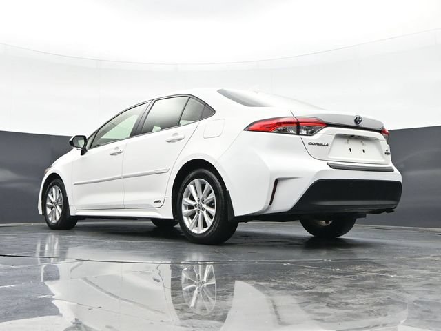 Used 2024 Toyota Corolla LE w/ LE Convenience Package AWD/4WD image 45