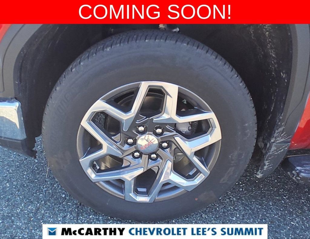Used 2024 GMC Sierra 1500 SLT w/ SLT Premium Plus Package AWD/4WD image 9