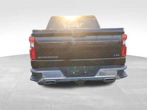 Used 2019 Chevrolet Silverado 1500 LTZ AWD/4WD image 20