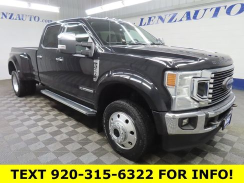 Used 2022 Ford F450 XLT w/ XLT Premium Package image 3