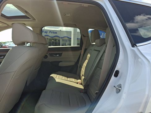 Used 2020 Honda CR-V Touring image 11