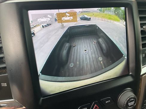 Used 2018 RAM 2500 Longhorn AWD/4WD image 13